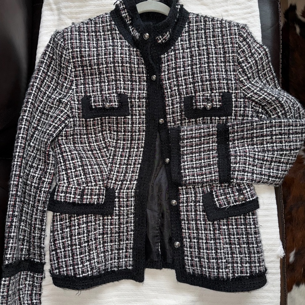 White House Black Market Tweed Blazer